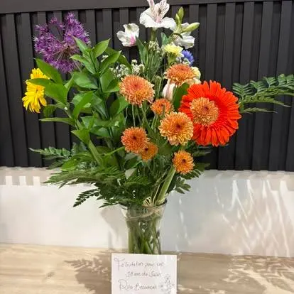 Fleurs fraîches au salon